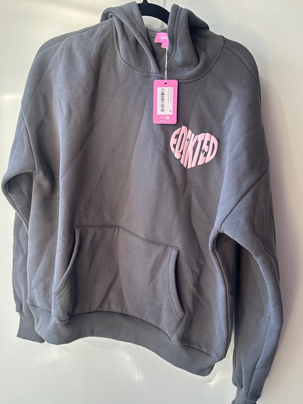 🆕 Edikted, Gray Pink Graphic Hoodie P2P 24”, Size S | 1850